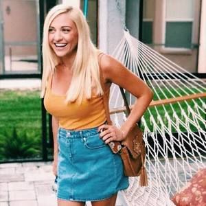 Meet your Posher, Samantha